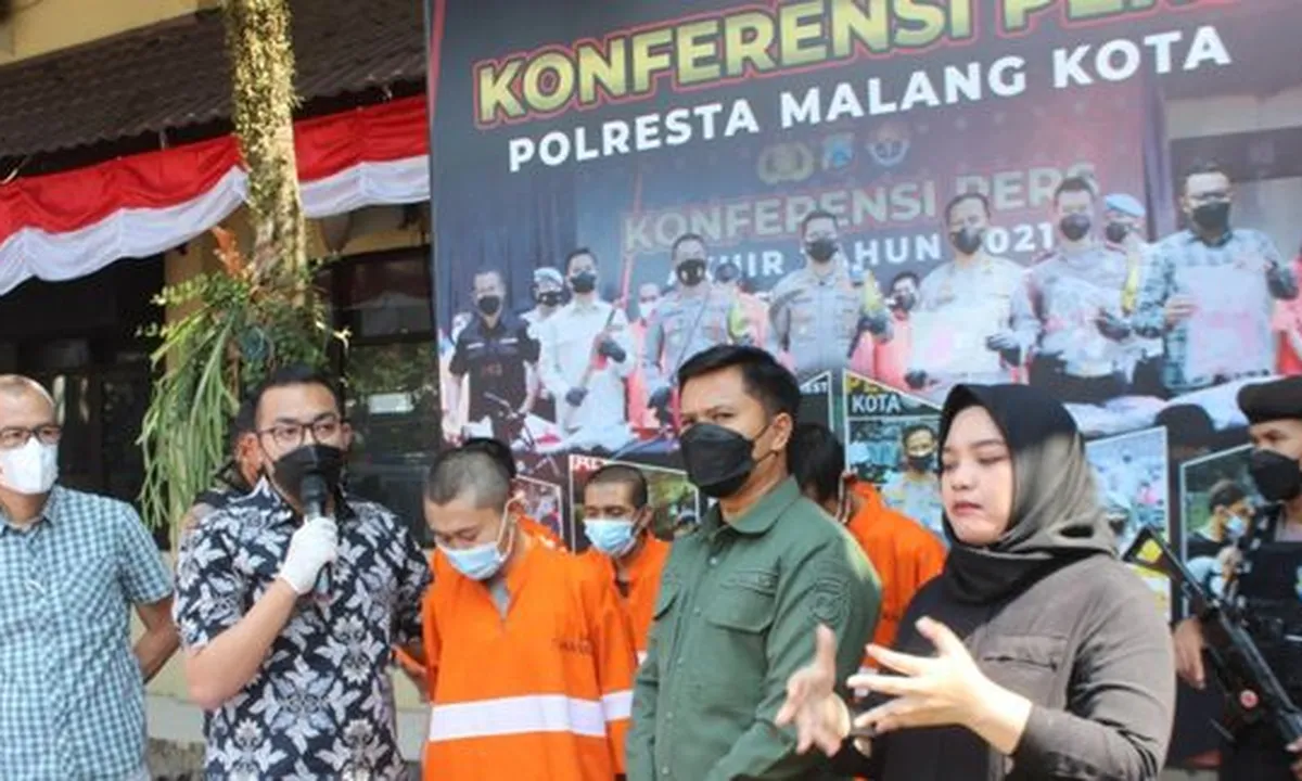 Modus Janjian Beli COD, Pria di Malang Tujuh Kali Bawa Kabur Ponsel