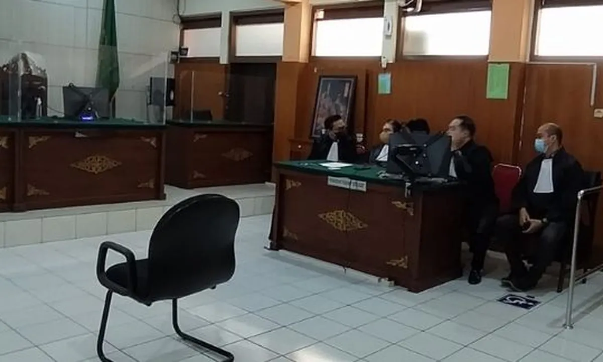 Motivator Julianto Ekaputra Dituntut 15 Tahun