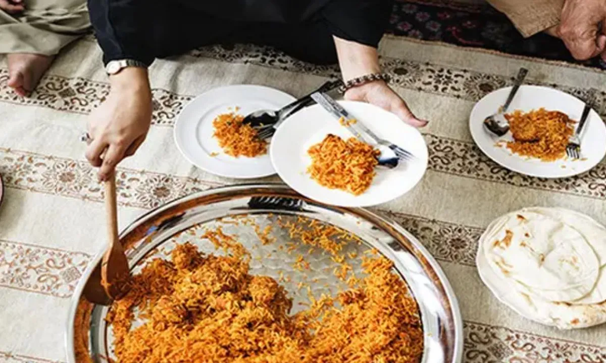 Menonton Mukbang Saat Berpuasa, Bolehkah Menyaksikan Kenikmatan Makanan?