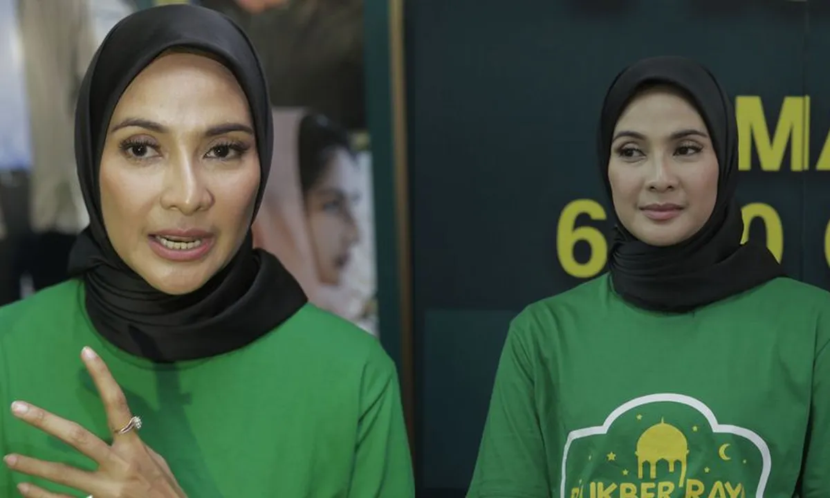 Mulai Ramadan Ini Maudy Koesnaedi Berhijab?