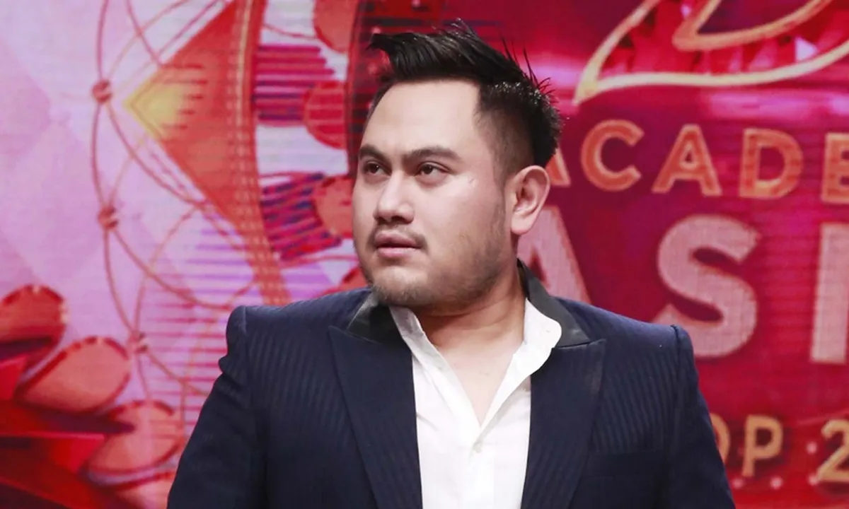 Muzdalifah Pacaran dengan Berondong, Nassar Palingkan Wajah