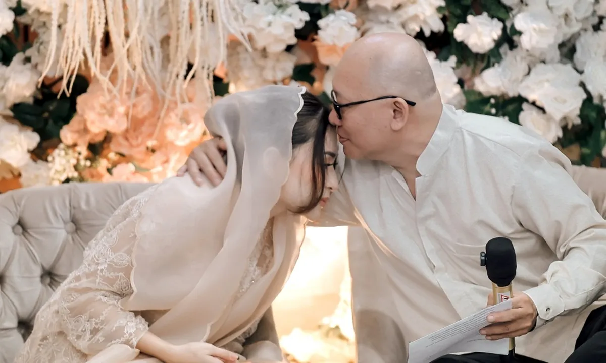 Nathalie Holscher Pengajian Jelang Pernikahan, Minta Restu Ayah dan Doa Bersama Anak Yatim