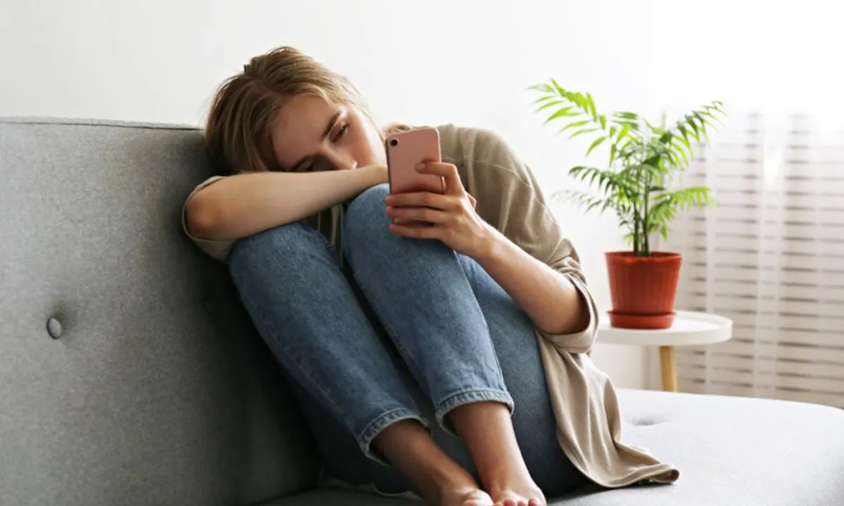Nggak Perlu Kesal, Begini Cara Menyikapi Seseorang yang Suka Ghosting Kepada Kamu