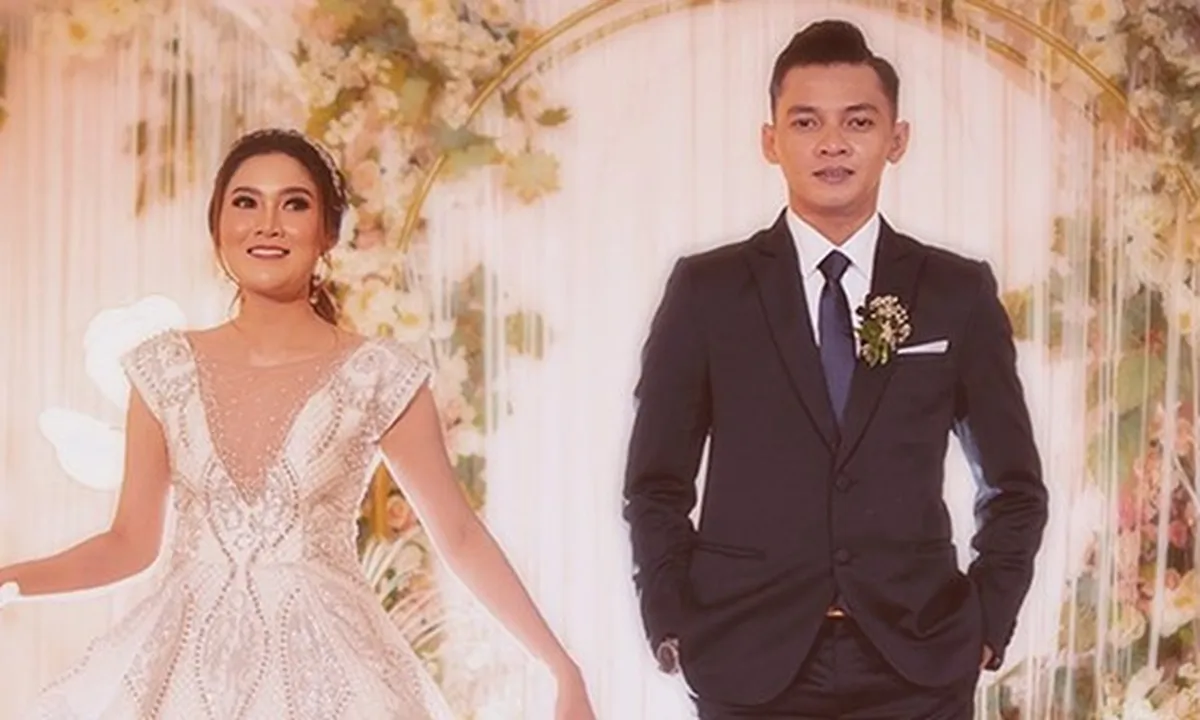 Nikahi Nella Kharisma di Gereja, Dory Harsa Dituding Murtad