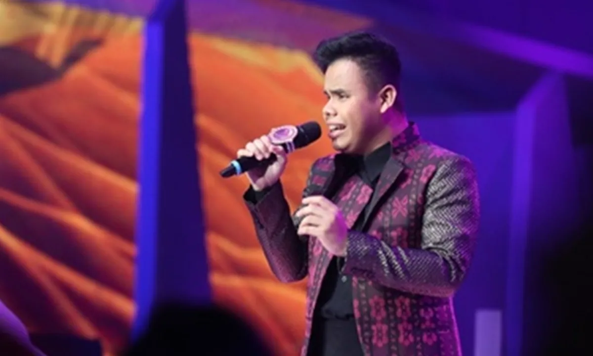 Nyanyikan Lagu Minang, Arif Berhasil Bikin Giring Takjub