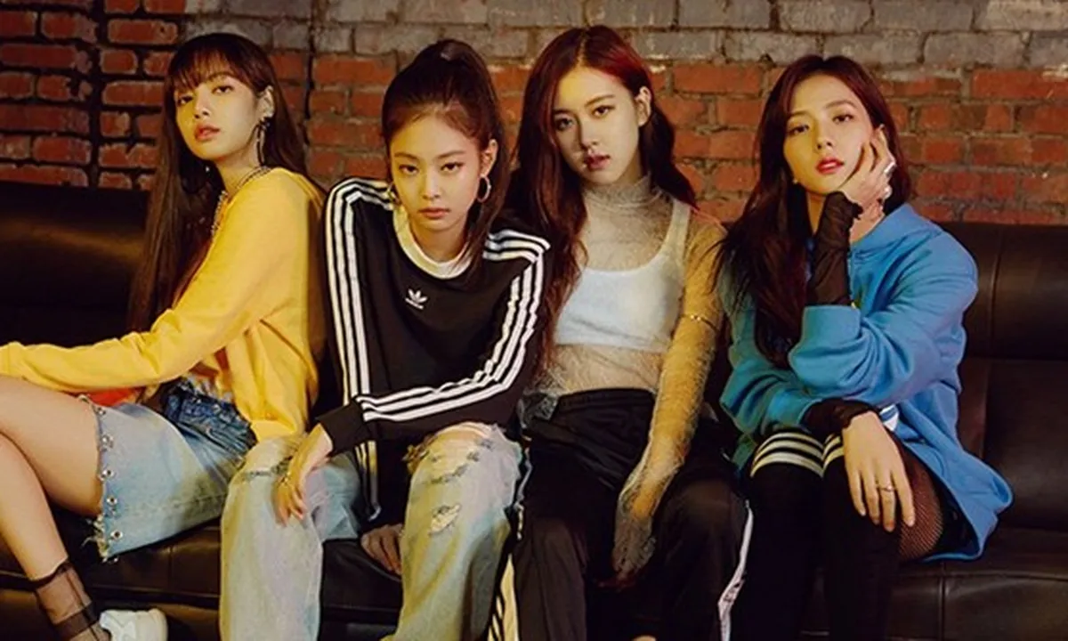 Pagi Datang Dari AS dan Sore ke Singapura, BLACKPINK Cantik Walau Tanpa Makeup