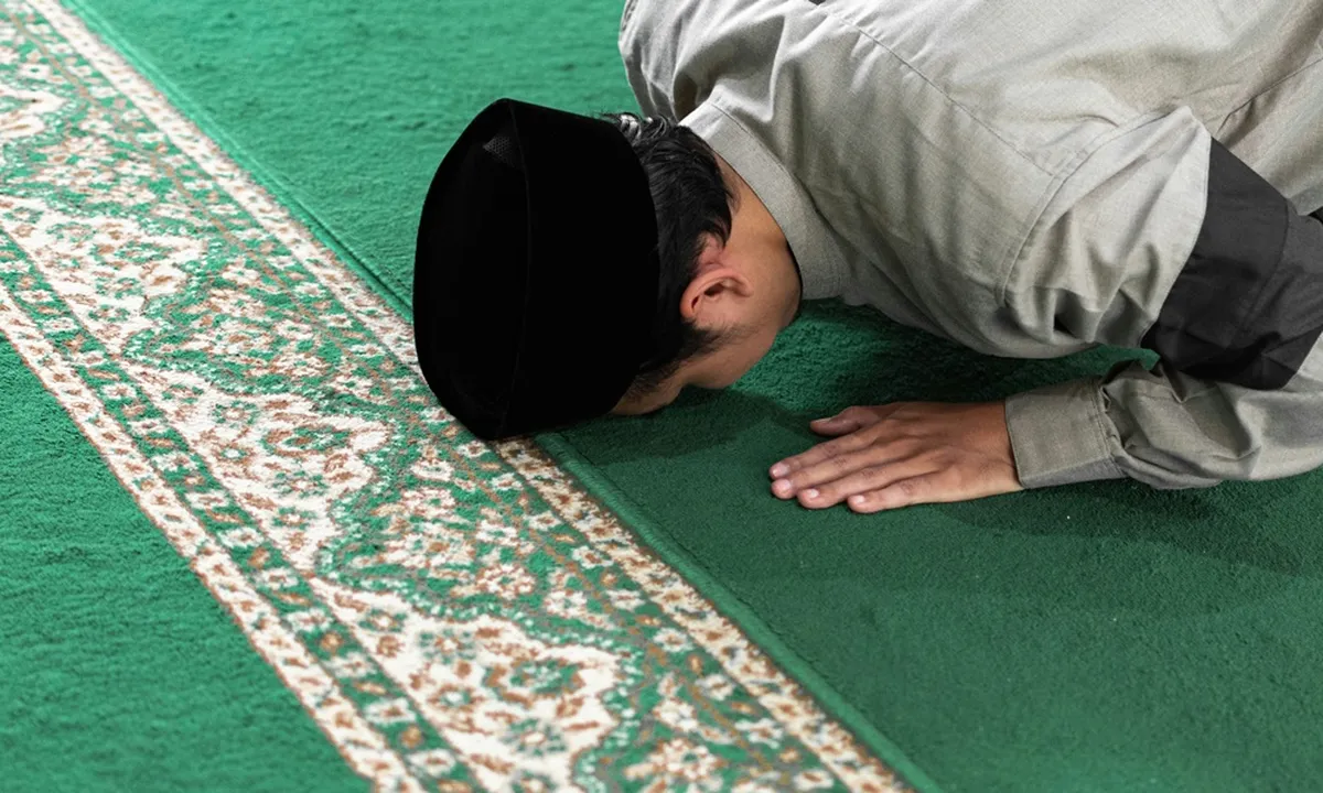 Panduan Tata Cara dan Doa Sholat Tahajud, Amalan untuk Mendekatkan Diri dengan Allah SWT