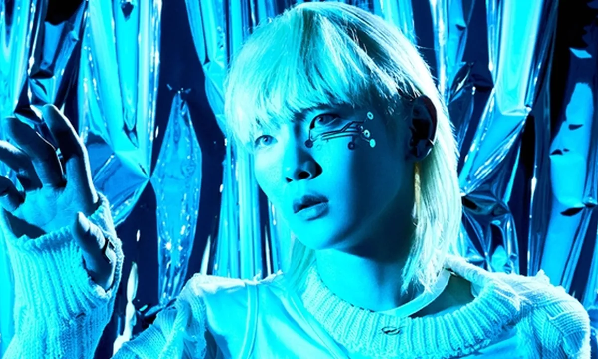 Pop Dance dengan Nuansa Retro, Key SHINee Rilis Teaser Music Video 'BAD LOVE'