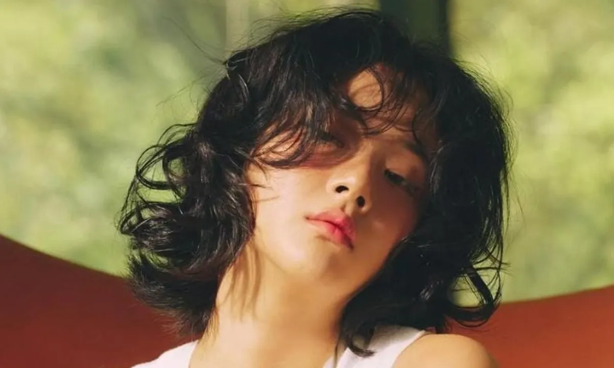 Potret Gaya Rambut Pendek ala BIBI yang Edgy dan Modern