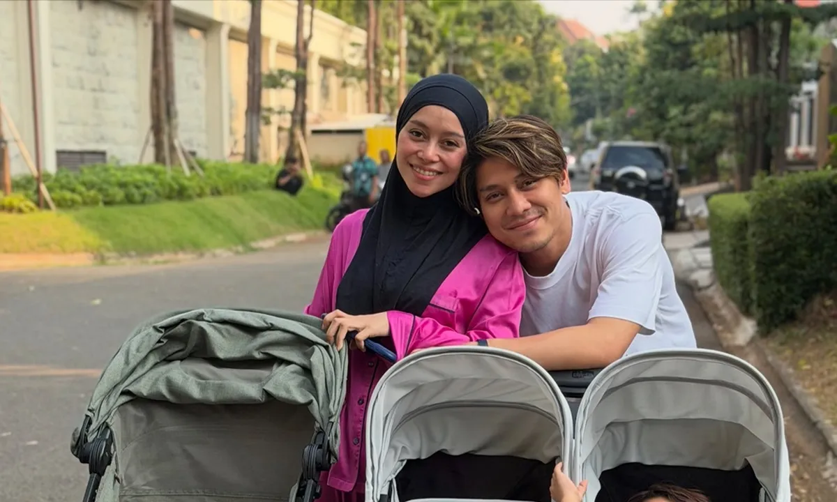 Potret Lesti Kejora dan Rizky Billar Jalan Pagi Bareng 3 Anak, Formasi Lengkap