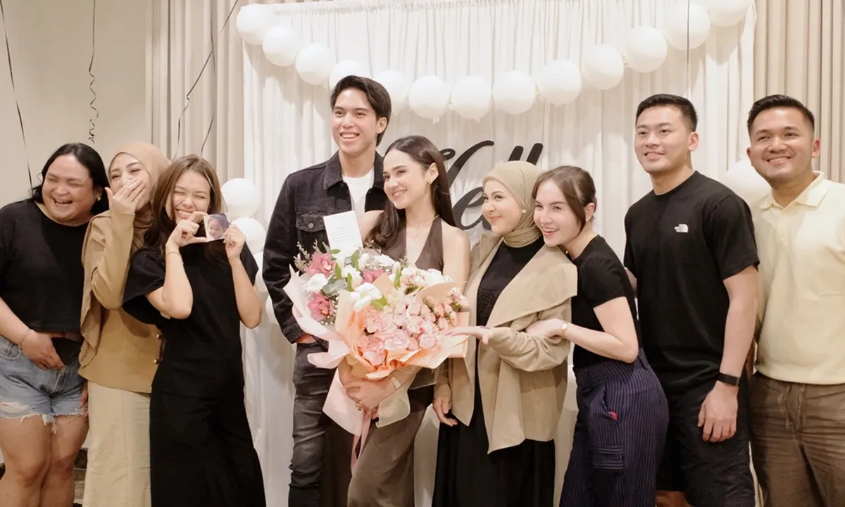Potret Syifa Hadju Dapat Surprise Ulang Tahun dari Sahabat, Dikelilingi Orang Tersayang