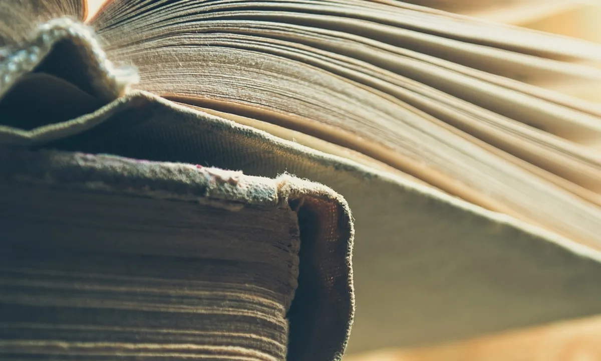 Primbon Adalah Buku Ramalan Kehidupan, Beserta Isi dan 11 Ajarannya
