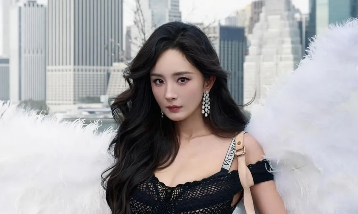 Profil Aktris China Yang Mi yang Punya Julukan 'New Four Dan Actresses'