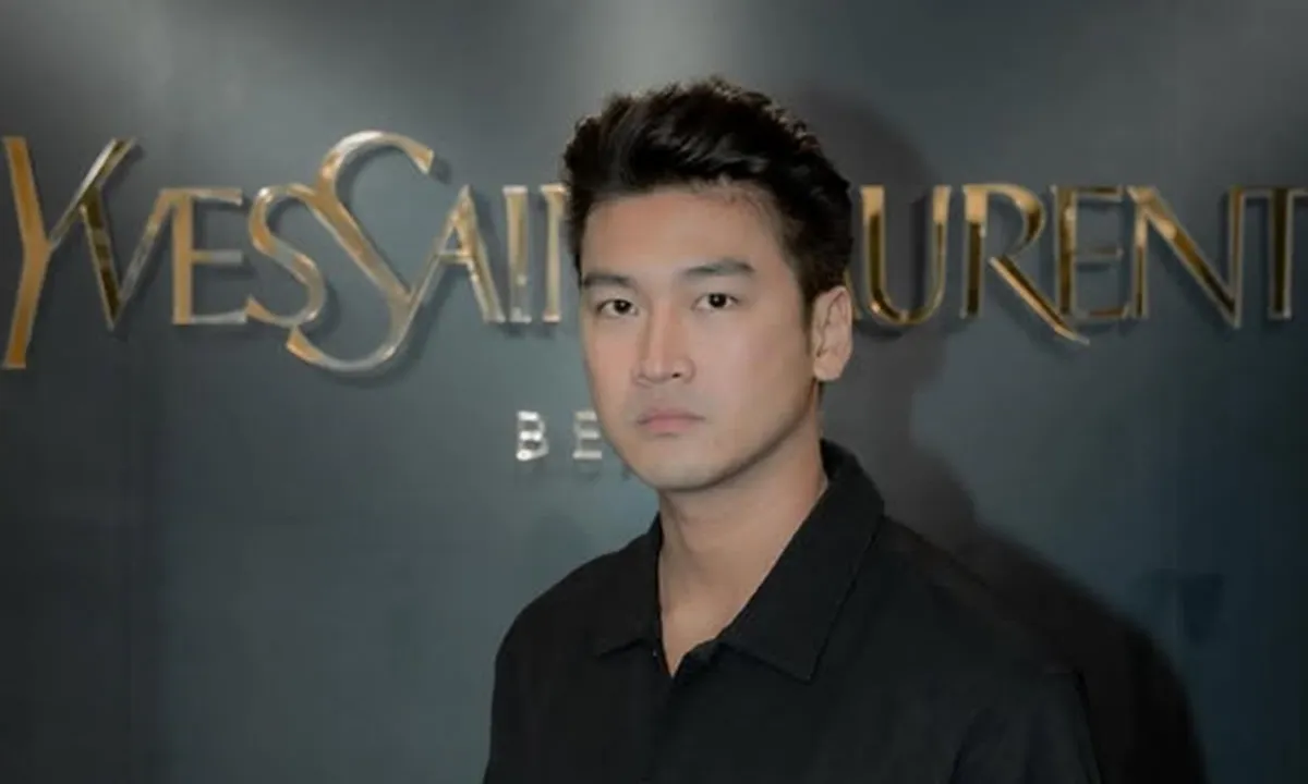 XBukan Hanya Aktor Ganteng, Ini Profil Anrez Adelio Beserta Transformasi Kariernya