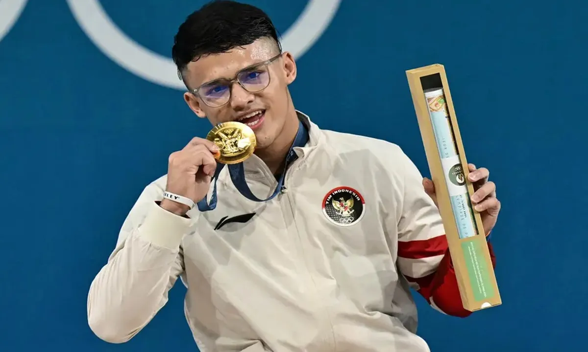 Profil Rizki Juniansyah, Lifter Muda Berpretasi yang Sudah Dilatih Sejak Usia 5 Tahun