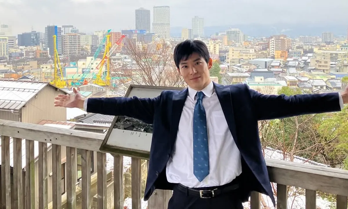 Profil Takato Ishida, Gubernur Termuda di Jepang yang Wajahnya Ganteng dan Cocok Jadi Aktor
