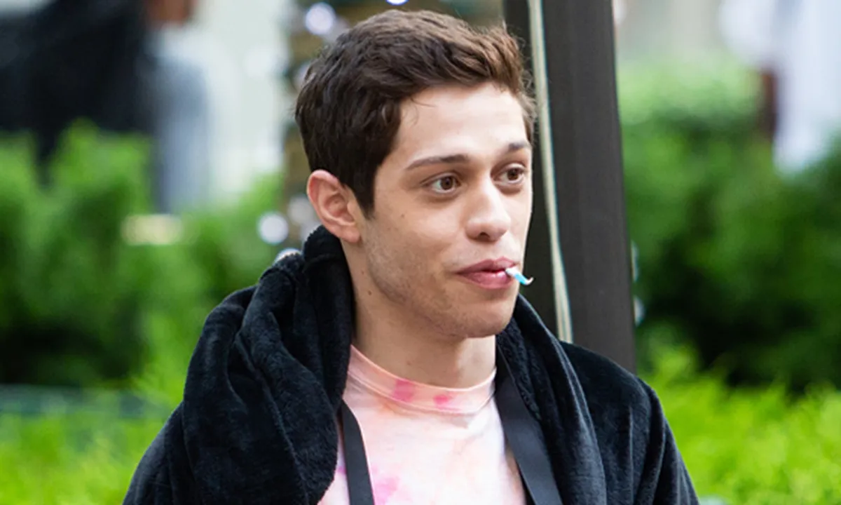 Putus dari Kate Beckinsale, Pete Davidson Punya Pacar Baru