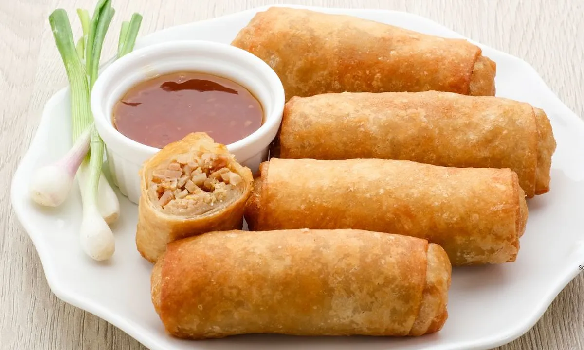 Rahasia Lumpia Rebung Semarang yang Gurih, Renyah, dan Bebas Bau Pesing