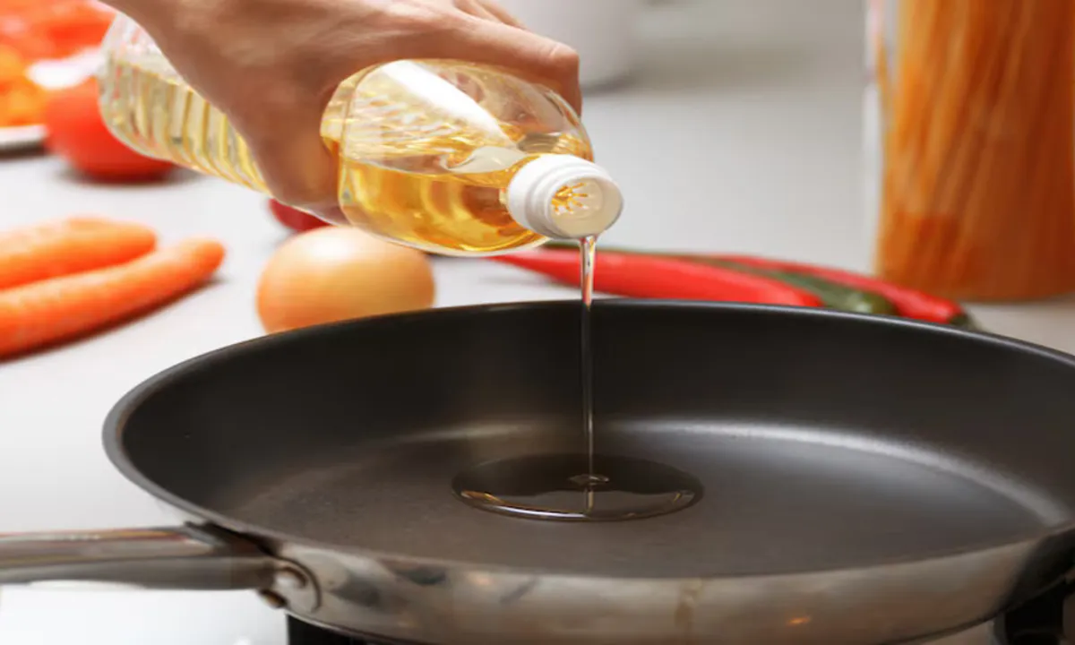 Rahasia Menjaga Minyak Goreng Tetap Bersih dengan Bahan Sederhana