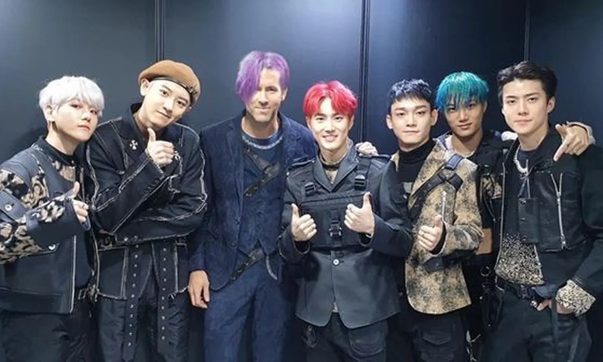 Rambut Jadi Ungu, Ryan Reynolds Ngaku Jadi Member Baru EXO