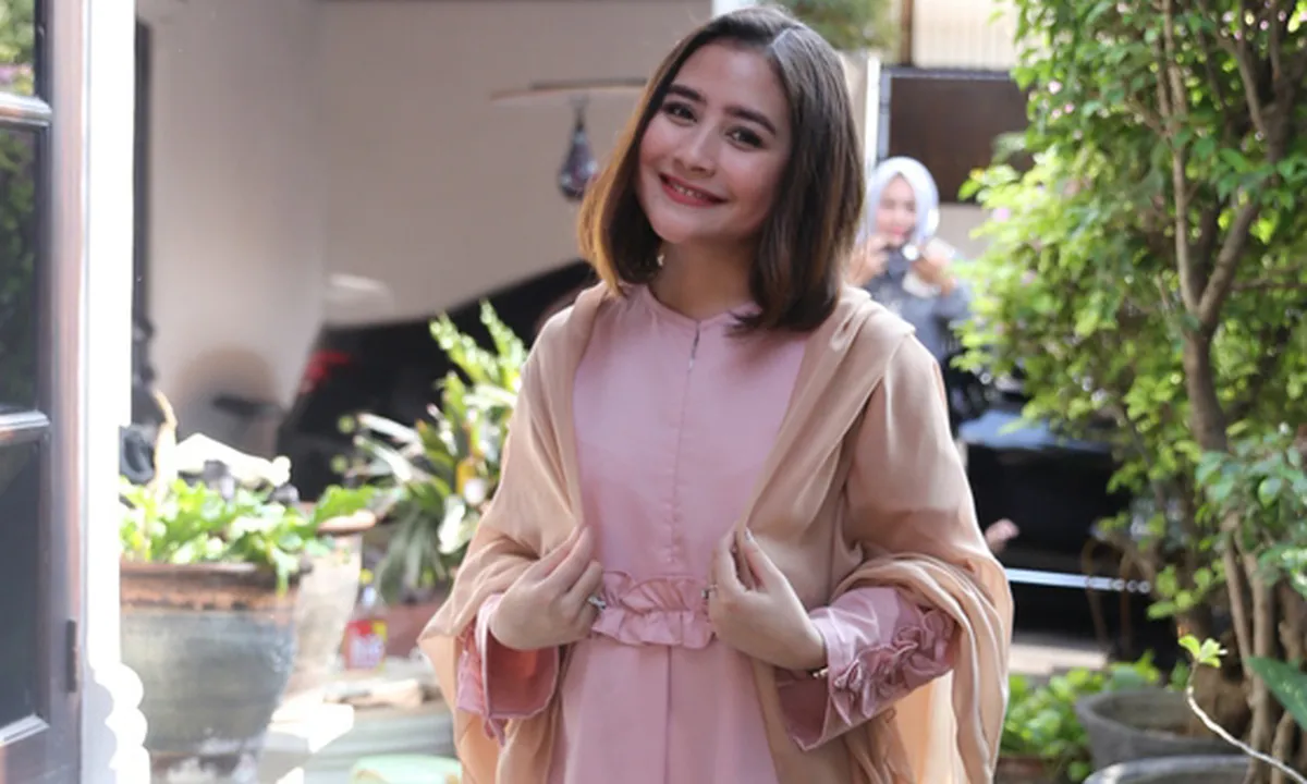 Rayakan Idul Adha, Prilly Latuconsina Ikut Berkurban 1 Ekor Sapi
