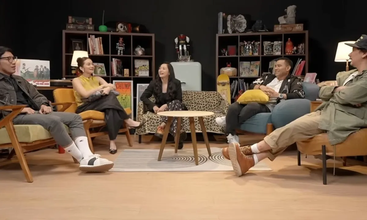 6 Rekomendasi Podcast Seru untuk Temani Perjalanan Mudik Lebaran