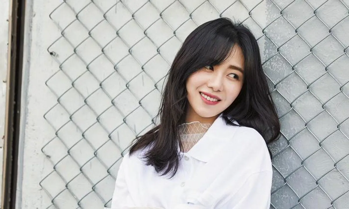 Resmi Tinggalkan Agensi dan AOA, Mina Hapus Semua Unggahan Instagram