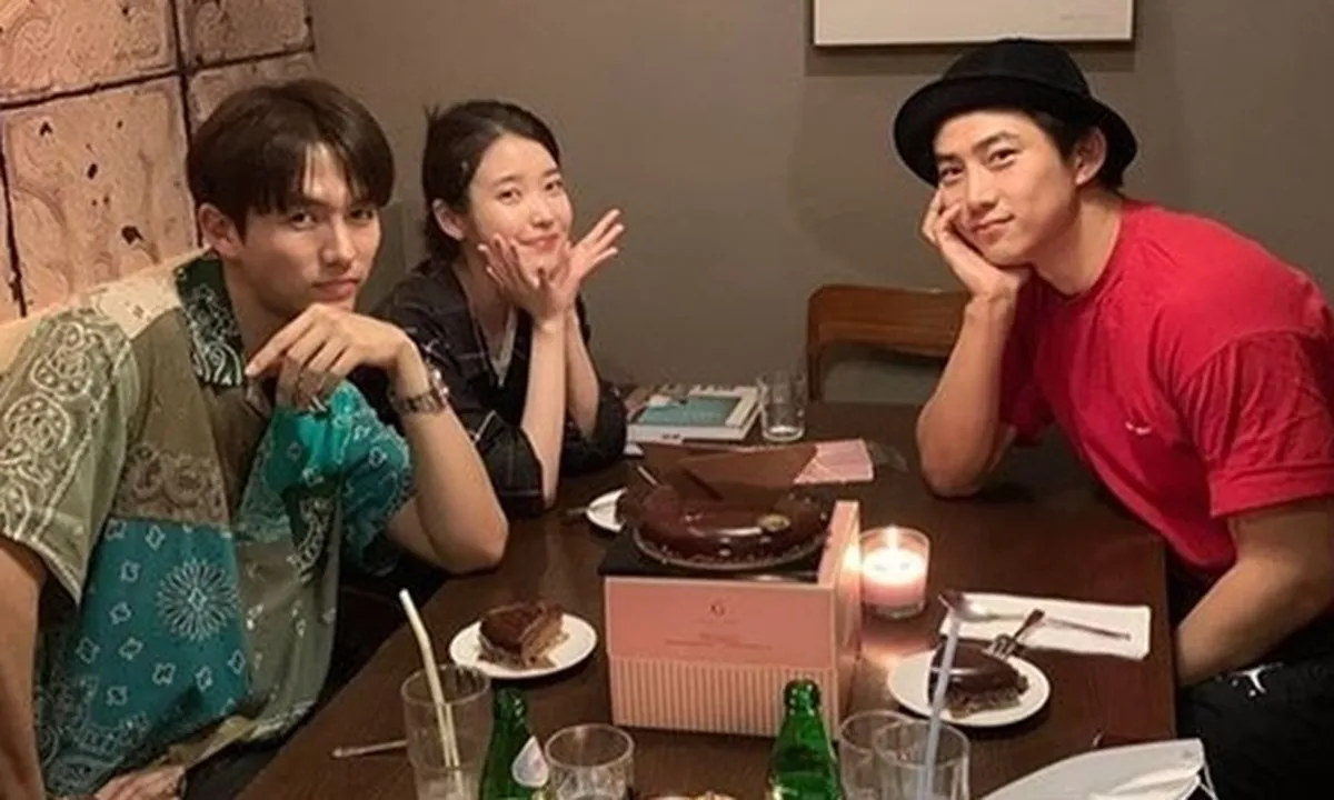 Reuni, IU dan Im Seulong Rayakan 10 Tahun Single Duet 'Nagging' Bareng Taecyeon 2PM