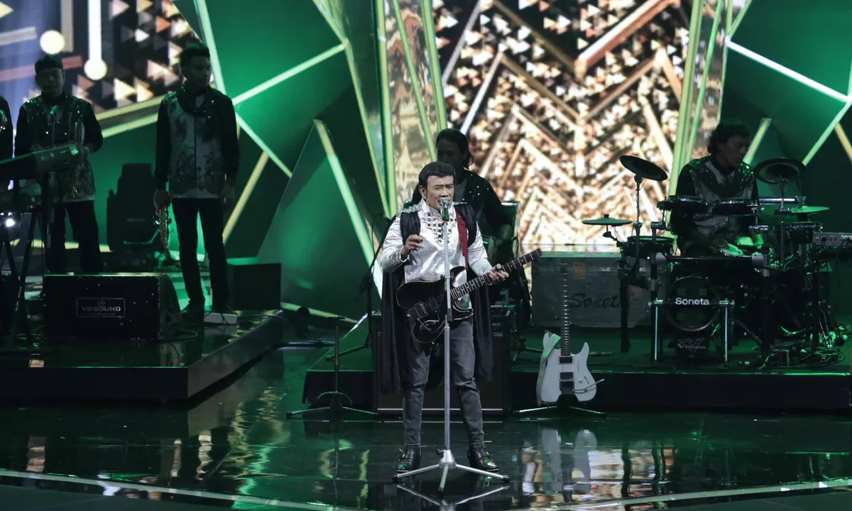 Rhoma Irama Akui Dirinya Seorang Vyanisty, Ternyata Ini Alasannya...