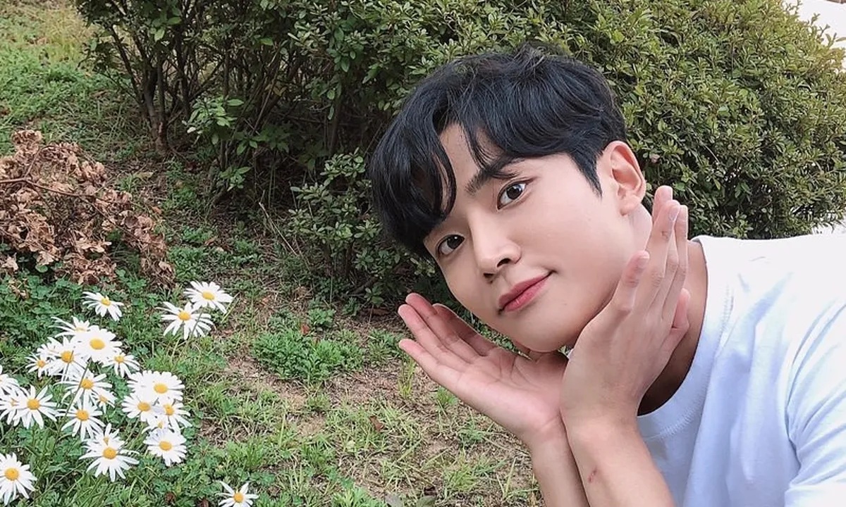 Rowoon SF9 Buka Akun Instagram Pribadi, Ini Unggahan Pertamanya