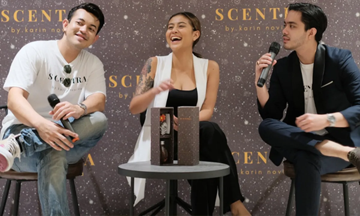 Sambut Ulang Tahun Ke-24, Awkarin Rilis Pewangi Reed Diffuser SCENTRA