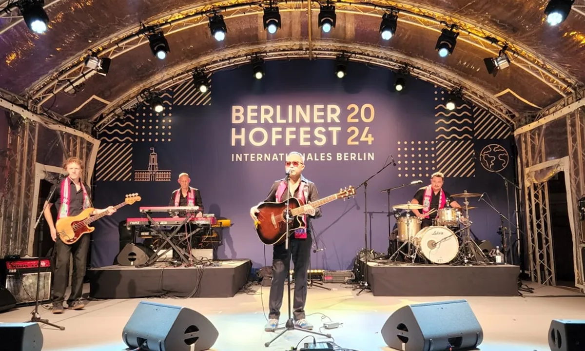 Sandhy Sondoro Gemakan Nama Indonesia di Berliner Hoffest 2024