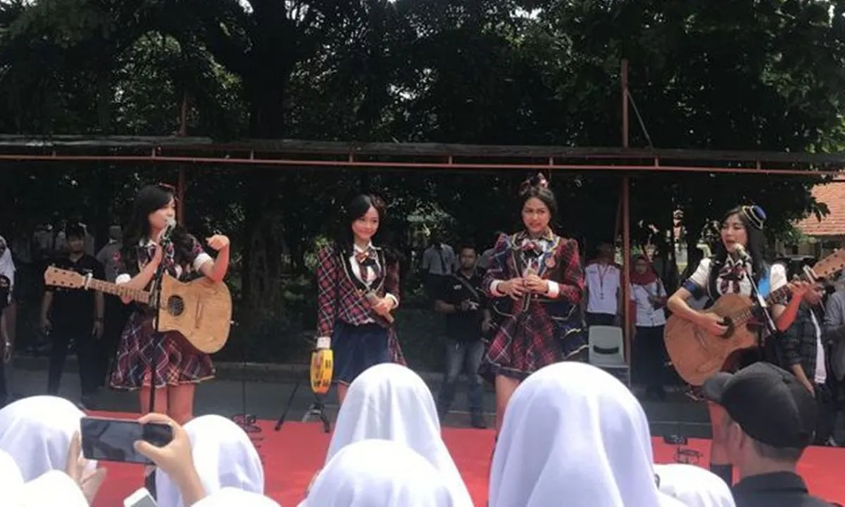 Gara-Gara Satpamnya Viral, SMA di Tangsel ini Didatangi JKT48