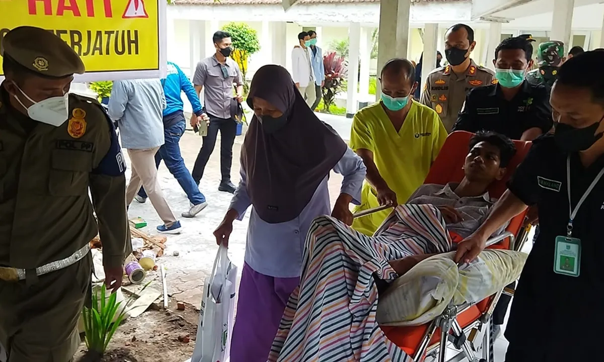 Satu Bulan Dirawat, Korban Kanjuruhan Vicky Hermansyah Akhirnya Boleh Pulang