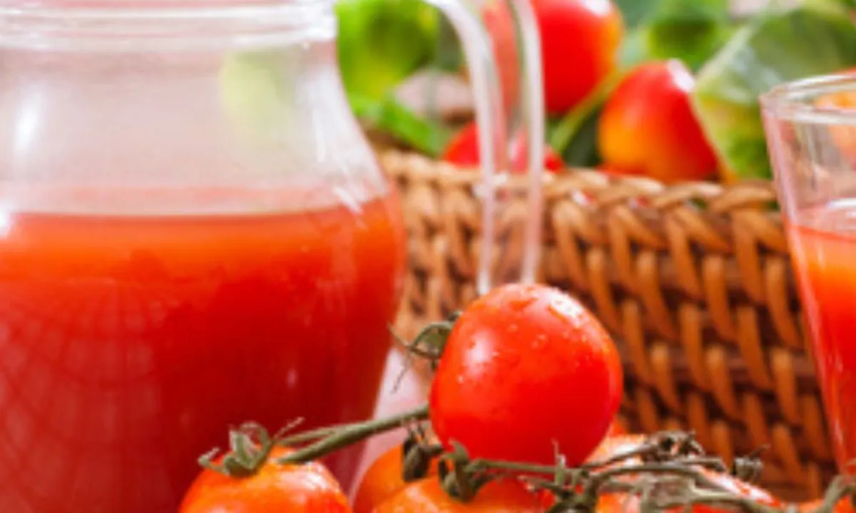 Segarnya Minuman Tomat, Solusi Sehat untuk Penderita Kolesterol Tinggi