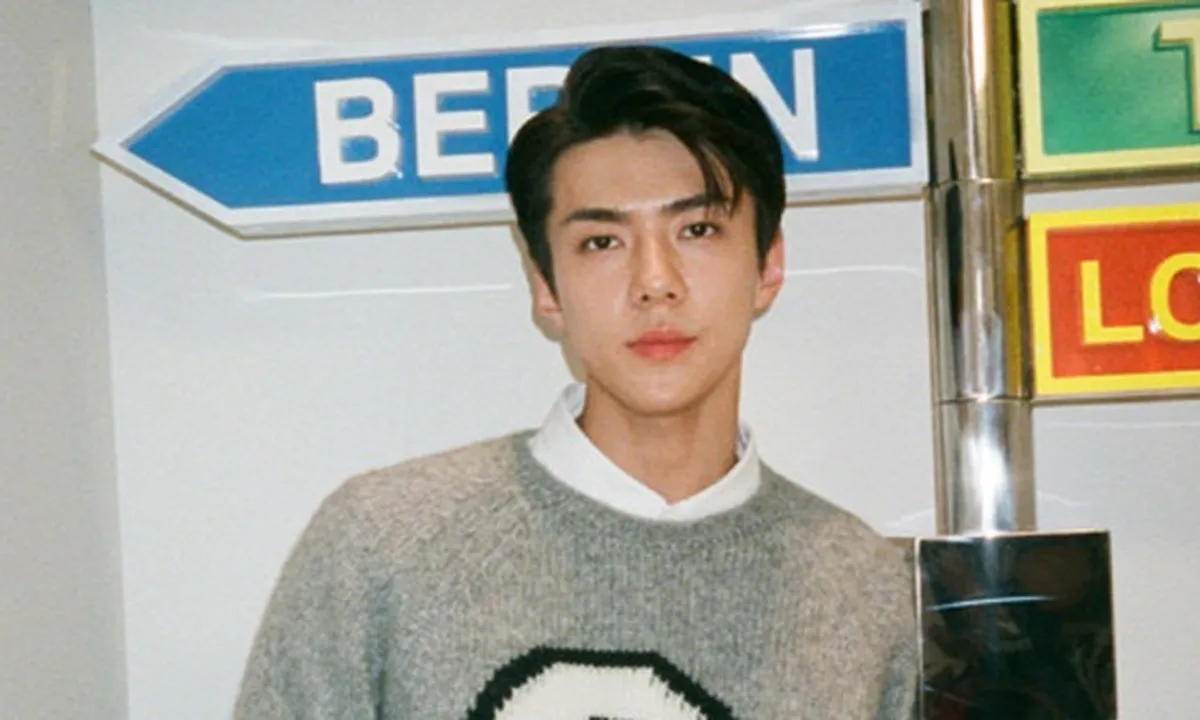 Sehun EXO Pakai Baju Tidur Seharga Dua Motor Keluaran Terbaru