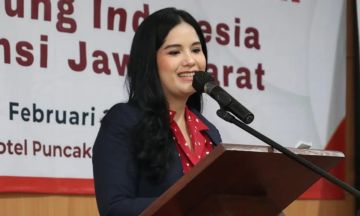 Sekilas tentang Annisa Pohan, Dari Layar Kaca hingga Puncak Pengabdian