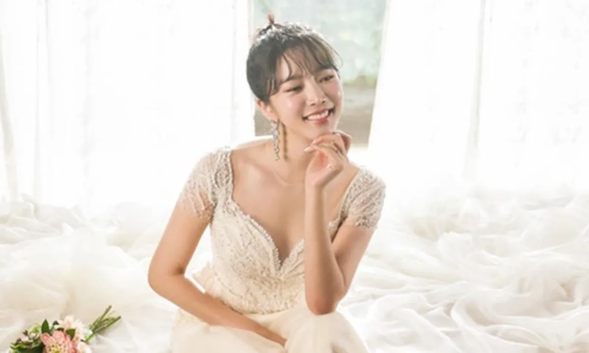 Selamat! Aktris Bae Seul Gi Akan Menikah Dengan YouTuber Shim Seop