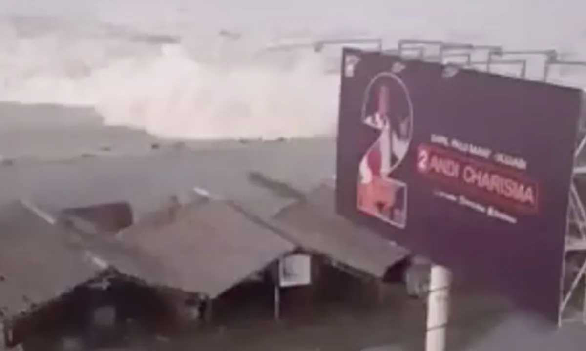 Sempat Terjadi Tsunami di Palu, Ketinggian Diperkirakan 1,5 - 2 Meter