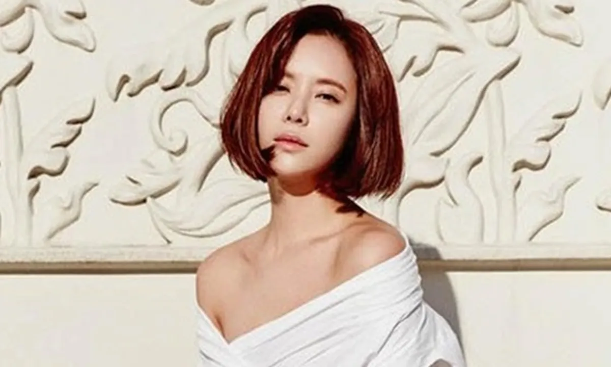 Setelah 4 Tahun Menikah, Hwang Jung Eum Gugat Cerai Suaminya