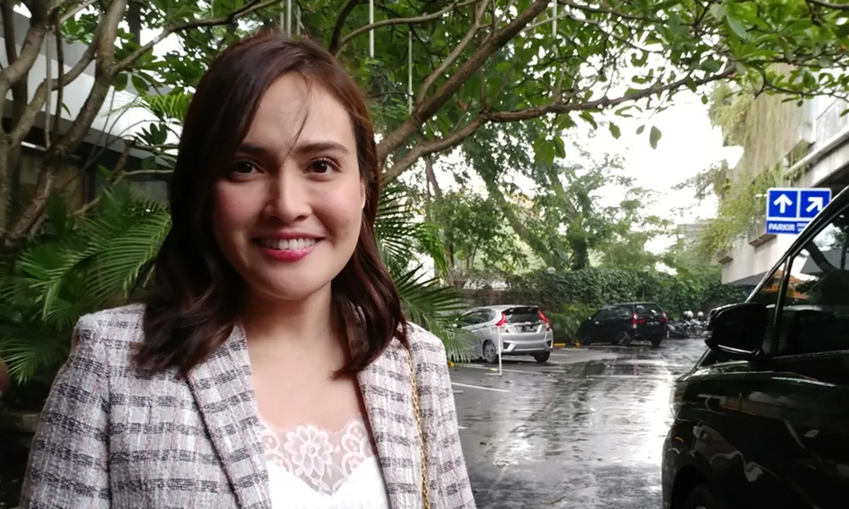 Shandy Aulia Dipaksa Orangtua Bangun Rumah?