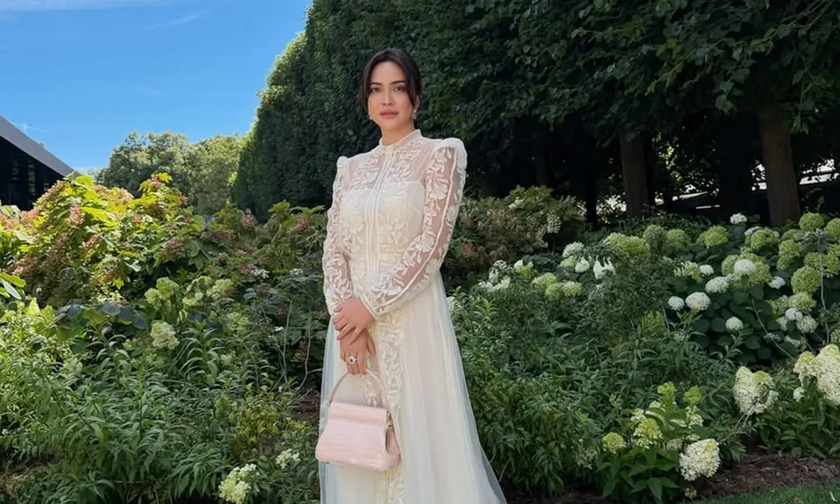 Shandy Aulia Jumpa Anna Wintour Hingga Han So Hee di Paris
