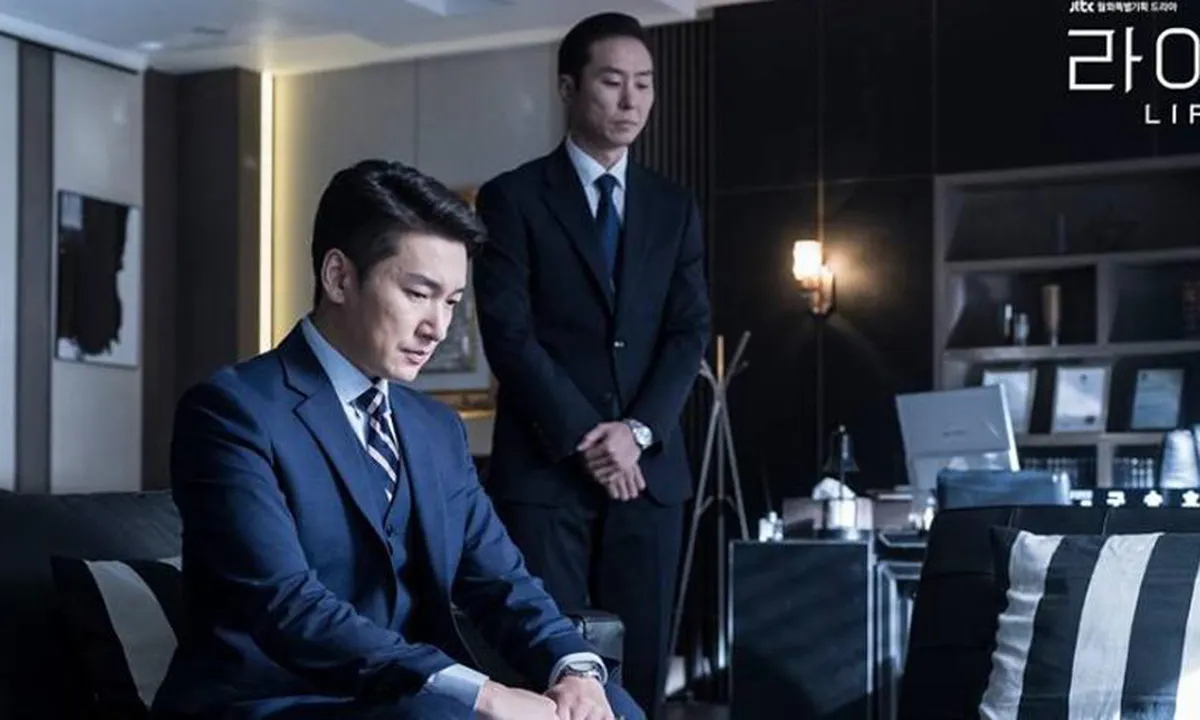 Sinopsis Drama LIFE Episode 6, Keputusan Kontroversial Cho Seung Woo