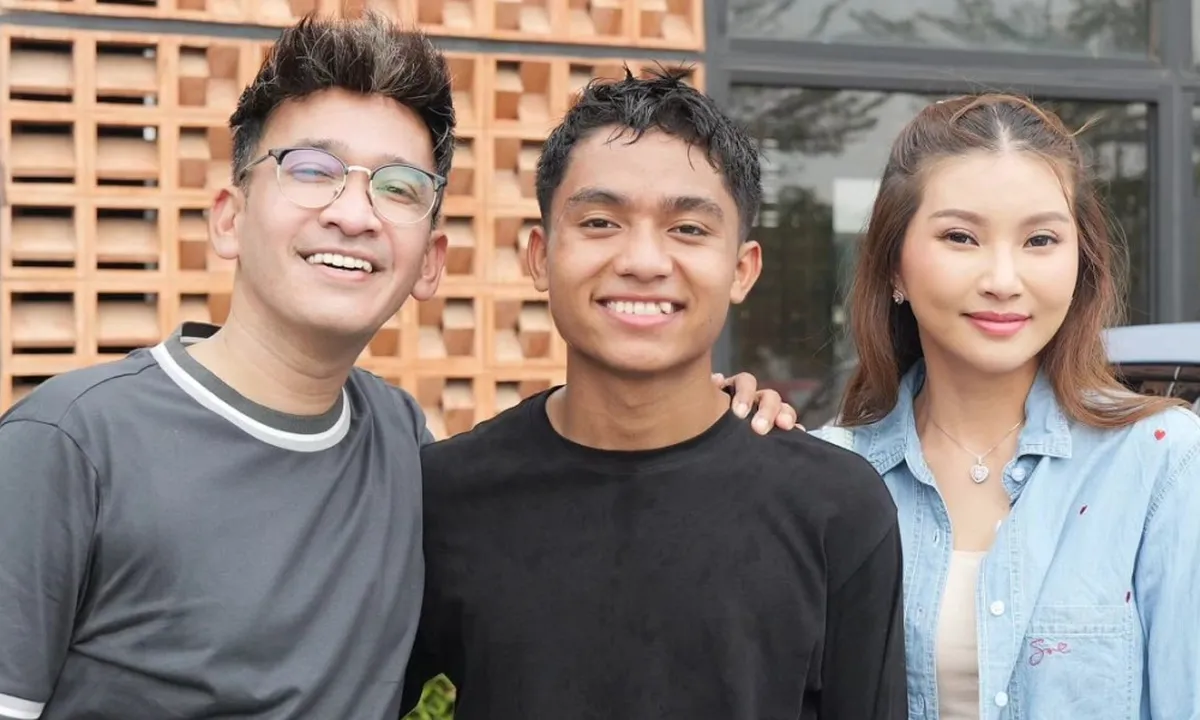 Soal Isu Sarwendah Diduga Pindah Rumah, Betrand Peto Mengaku Belum Tahu