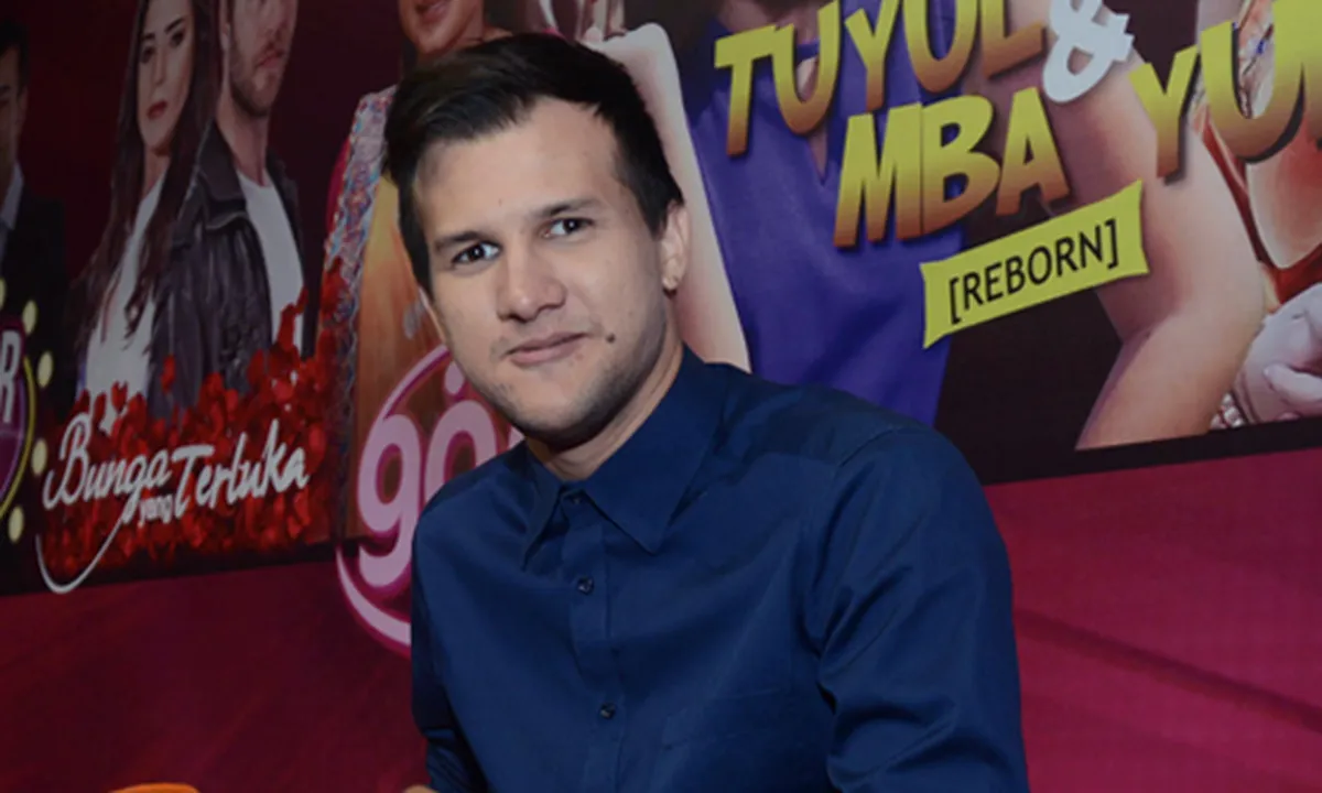 Stuart Collin Rayakan Tahun Baru Bareng Angela Gilsha, Pacaran?