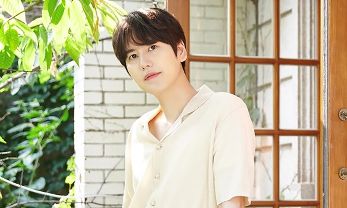 Suasana Cool dan Refreshing, Kyuhyun Super Junior Rilis Teaser Kedua Untuk MV 'Together'