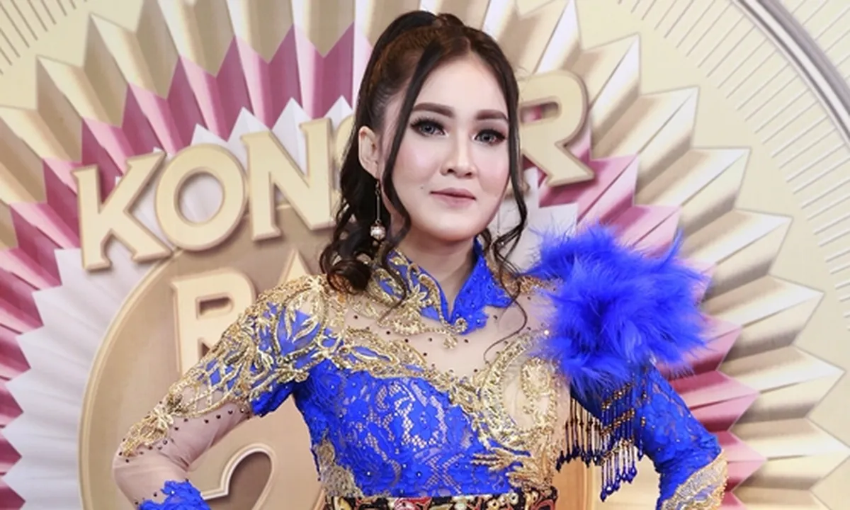 [Kisah] Nella Kharisma, Pernah Dicolek Sampai Nangis & Manggung Nggak Dibayar