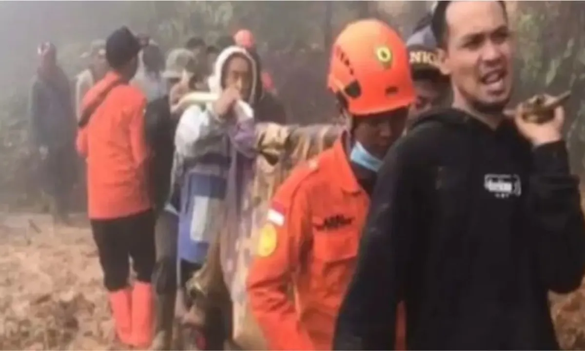 Sulitnya Evakuasi Longsor di Pekalongan, Cuaca dan Jalan Jadi Kendala Utama