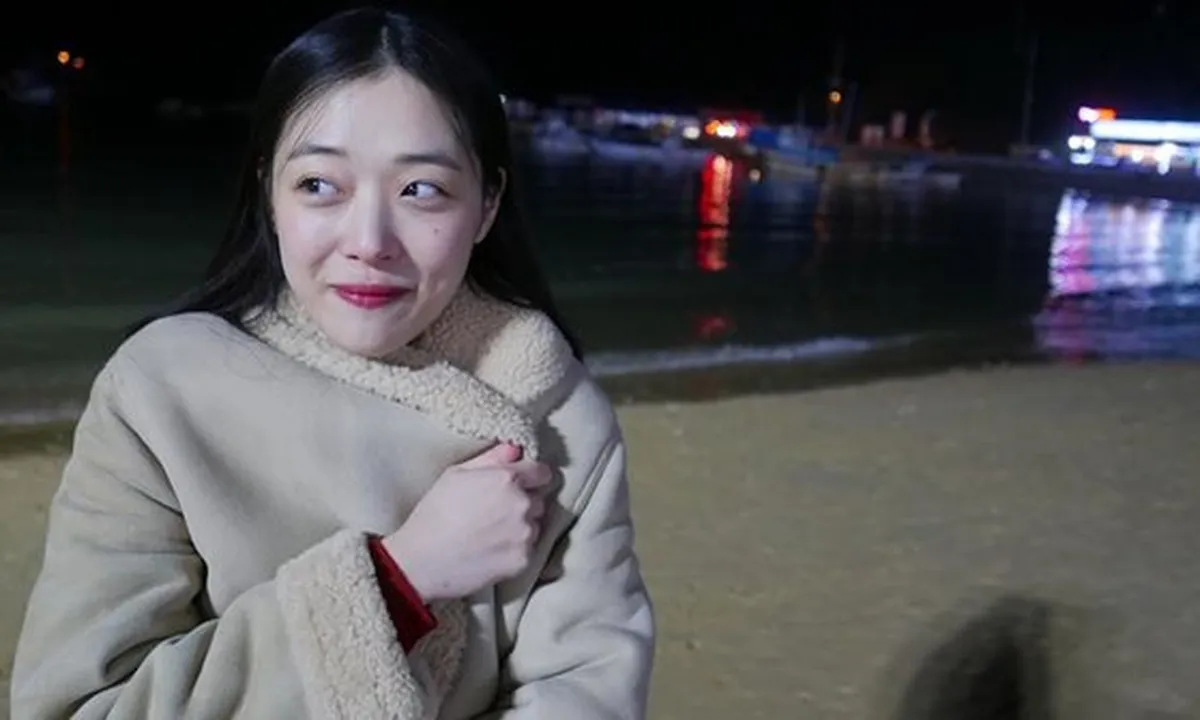 Sulli Dikonfirmasi Meninggal Dunia Karena Bunuh Diri
