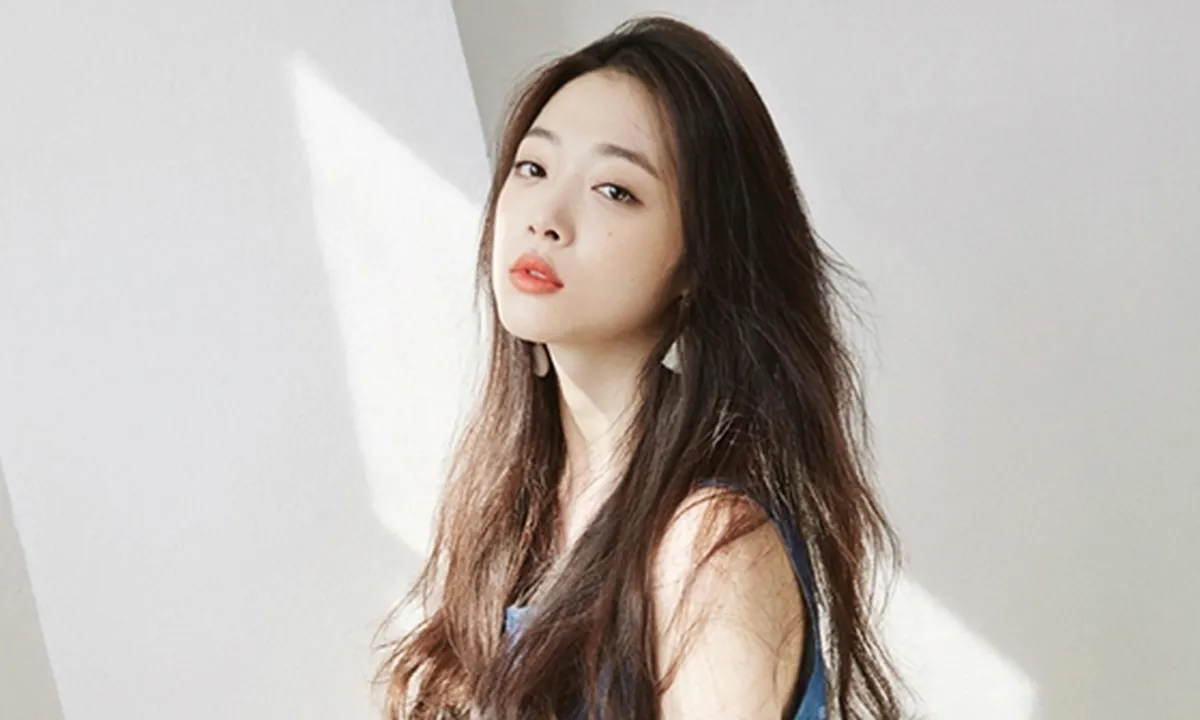 Sulli Disebut Sering Minta SM untuk Tuntut Netizens Jahat, Tapi Tak Dihiraukan